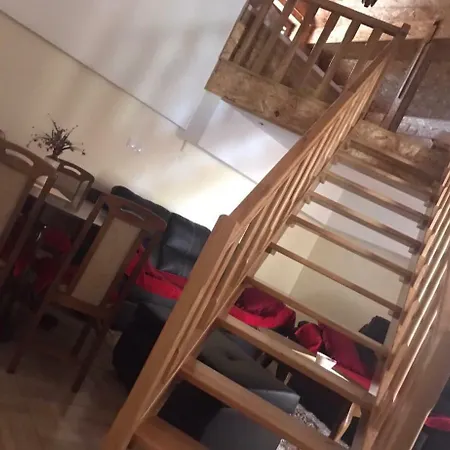 Restoran Sa Sobama Za Iznajmljivanje Mali Raj * Mrkonjic Grad