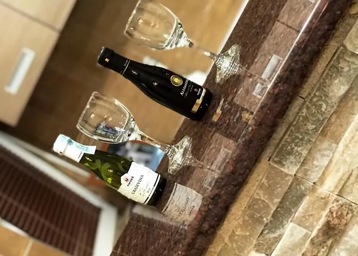 Penzion Restoran Sa Sobama Za Iznajmljivanje Mali Raj 3*