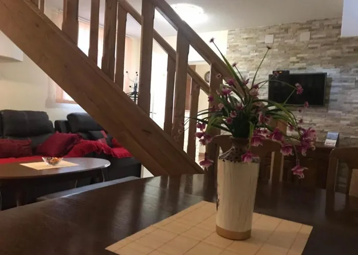 Penzion Restoran Sa Sobama Za Iznajmljivanje Mali Raj Mrkonjic Grad